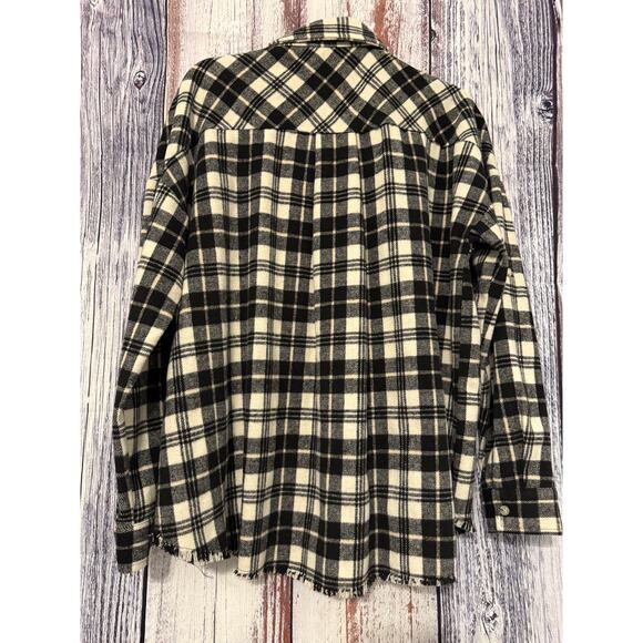 White Birch Black and White Flannel with raw hem Size Mi - Picture 4 of 7